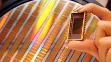 記憶體大廠威騰與鎧俠2座廠房 NAND Flash 產能原料受汙染。(圖：AFP)