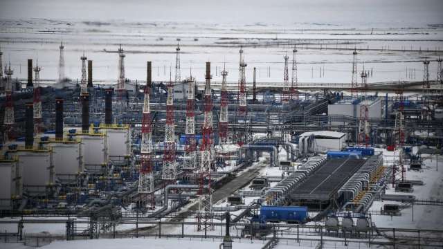 中國買家縮手，暫停採購俄原油。(圖: AFP)