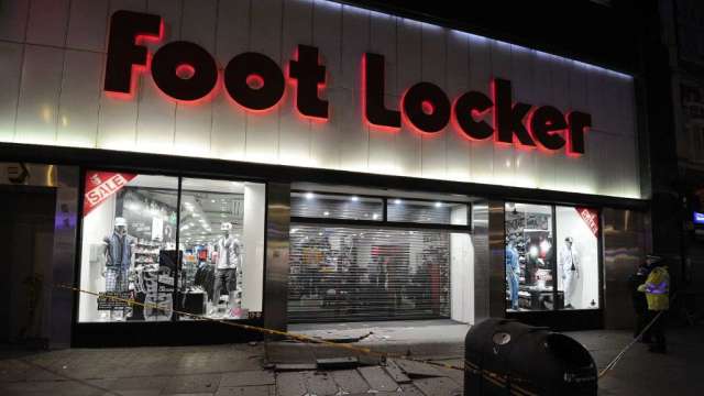 Nike進貨減少將讓Foot Locker今年銷售下降。（圖：AFP）