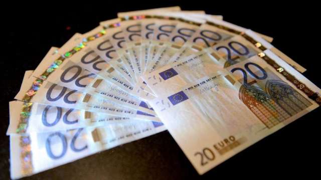 欧元兑瑞郎创7年最大单周跌幅。（图：AFP）(photo:CnYes)