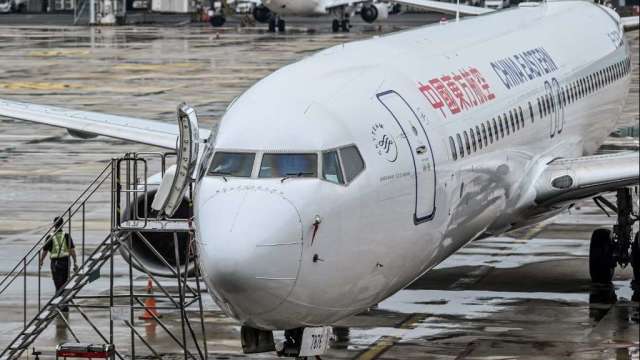與失事班機同型的中國東方航空客機。（圖：AFP）