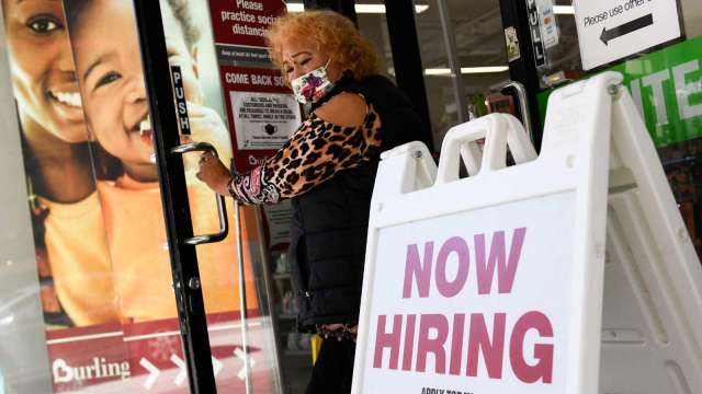 美上周初領失業金人數小幅回升至20.2萬人 但仍處在低點(圖片：AFP)
