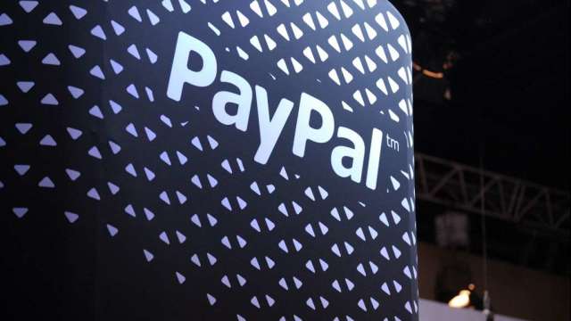 沃爾瑪挖角財務長 PayPal股價走低。（圖：AFP）