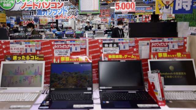 日本去年度PC出貨量年減4成 平均單價年增3成 (圖片：AFP)