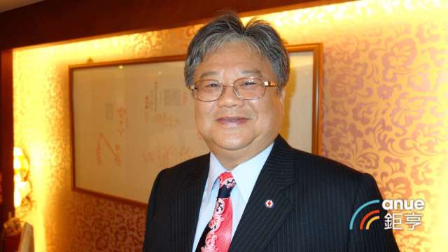 福壽董事長洪堯昆。(鉅亨網記者張欽發攝)