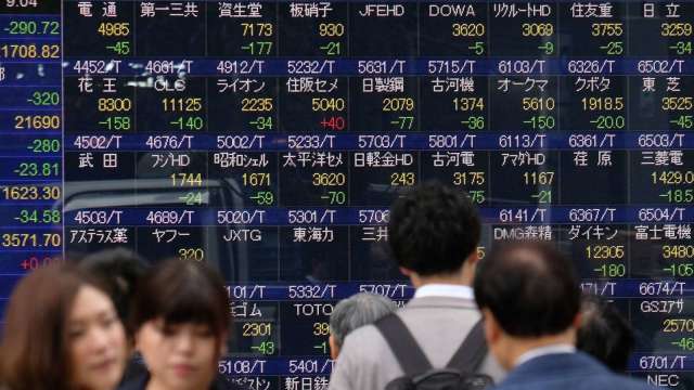 〈財報〉日本面板廠JDI 上年度淨損收斂至80億日圓 (圖片：AFP)