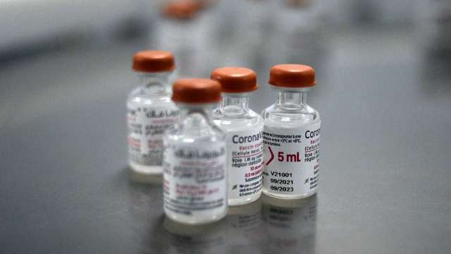 英國研究：新冠確診後接種疫苗 可望降低長新冠症狀 (圖片:AFP)