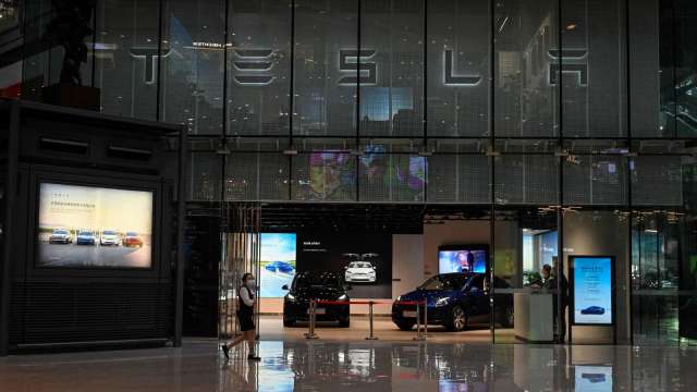 美國電動車大廠特斯拉宣布將在上海大量招聘研發人員。(圖: AFP)