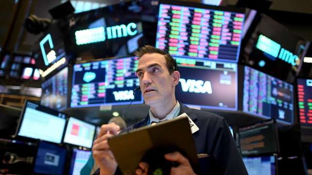 調查：美股仍未觸底 標普500指數可能再跌10% (圖片：AFP)