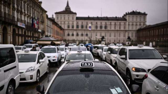 Uber與義大利出租車業達成合作協議。（圖：AFP）