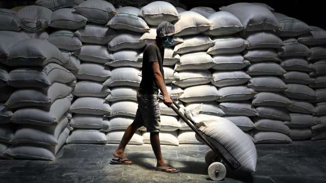 印度抗通膨 將限制白糖出口、對進口食用油減稅 (圖:AFP)