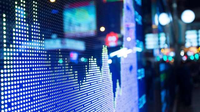 量縮下跌是好是壞?季線真的反壓那麼重嗎?(圖:shutterstock)