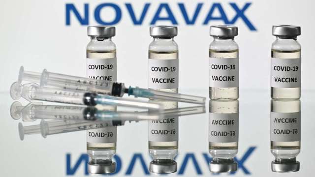 Novavax疫苗獲美國FDA專家支持 最快本周開始配送 (圖片:AFP)