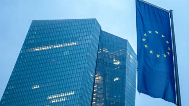 歐洲央行宣布結束購債並計劃升息 大幅上調通膨預期(圖片：AFP)