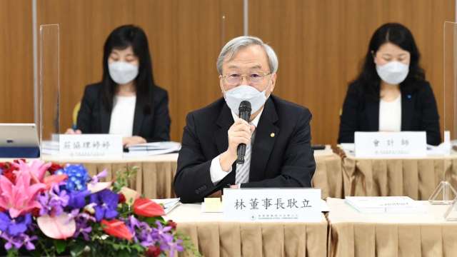 長榮鋼召開股東會，由董事長林耿立主持。(圖：長榮集團提供)