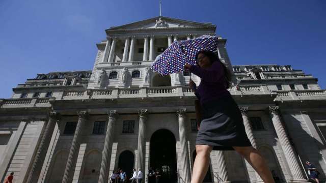 英國能否避免經濟衰退？巴克萊、貝倫貝格看法分歧(圖:AFP)
