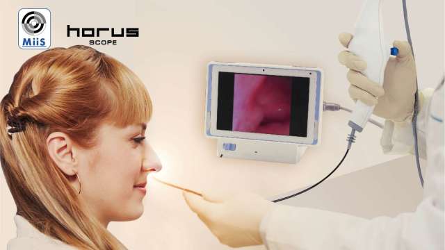 晉弘開發的首個拋棄式鼻咽內視鏡產品電子鼻咽鏡EES100。(圖:業者提供)