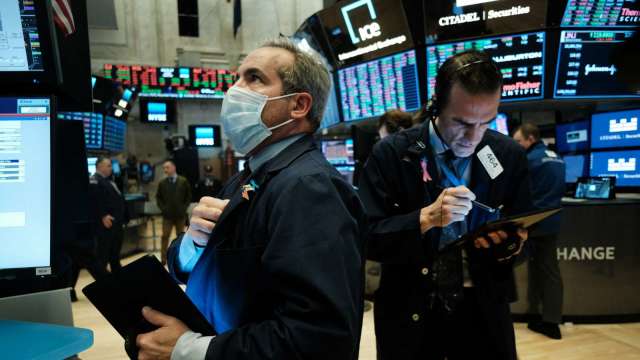 沃爾瑪財報嚇跌零售股 四大指數盡墨 (圖片：AFP)