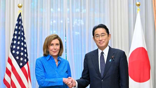 岸田文雄會晤裴洛西 將共同維護台海和平安定 (圖片：AFP)