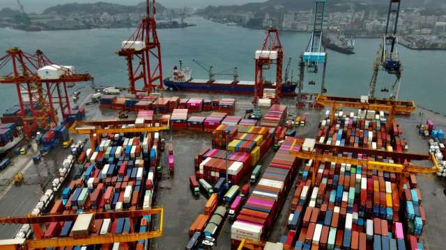高盛示警，兩岸貿易中斷，將重創全球科技供應鏈。(圖: AFP)