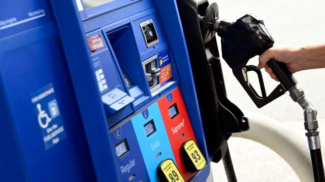 高盛：汽油價格有望回升至每加侖5美元 (圖片：AFP)