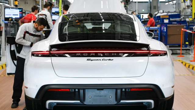 〈矽力法說〉電動車需求旺盛 估明年營收比重提升至8%。(圖:AFP)