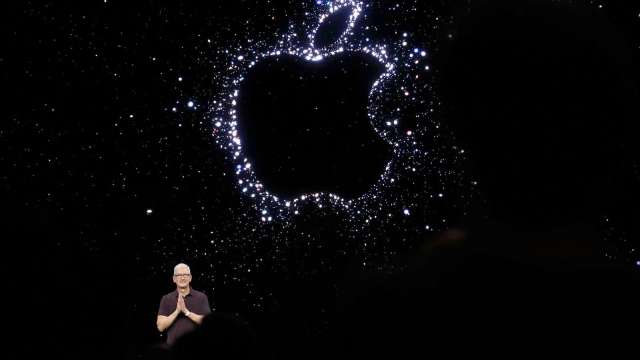 蘋果、華為競逐衛星通訊，打開「太空經濟」想像空間。(圖: AFP)