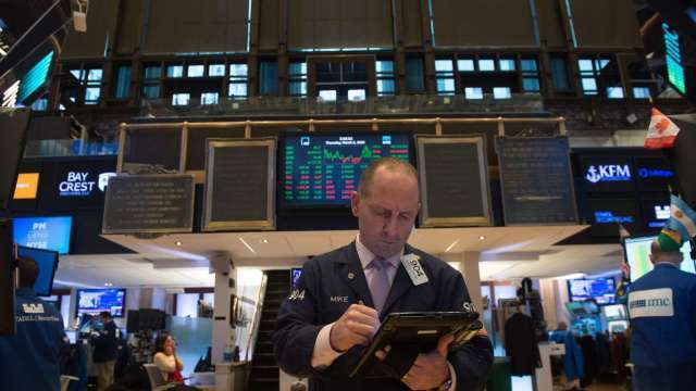 摩根士丹利策略師：股市投降式拋售風險上升(圖片：AFP)