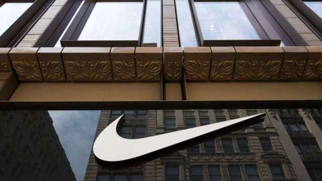 Nike市警庫存調整到明年上半年 衝擊製鞋、成衣供應鏈後市（圖：AFP）