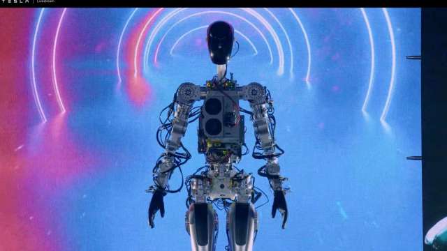 特斯拉人形機器人Optimus正式亮相 成本估不到2萬美元 (圖:AFP)