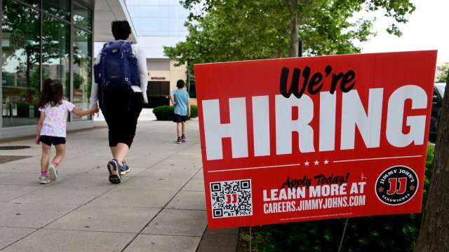 美上周初領失業金人數增至21.9萬 高於預期(圖片：AFP)