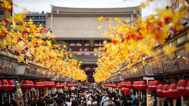 中國遊客未回歸，日本觀光業景氣難大幅回升。(圖: AFP)