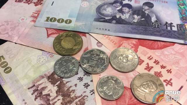 〈台幣〉台股大漲PK資金匯出力道 台幣維持小升格局。（鉅亨網資料照）