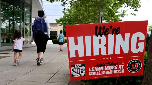 美上周初領失業金人數升小幅至21.7萬 就業市場依然穩健(圖片：AFP)