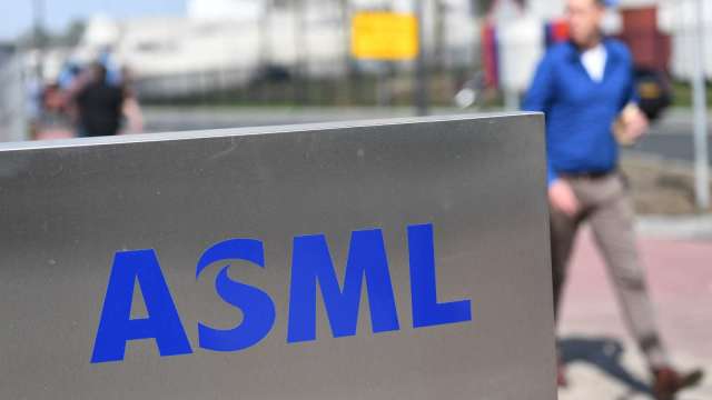 ASML啟動120億歐元股票回購計畫 上調2025年財測(圖片：AFP)
