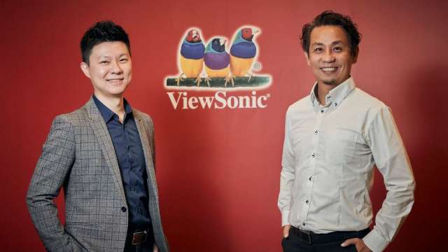 ViewSonic顯示器事業部總經理林宗漢(左)、ViewSonic顯示器事業部副協理郭永富。(圖:ViewSonic提供)