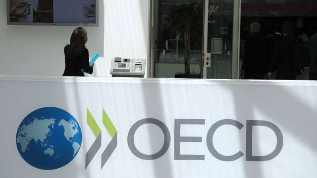 OECD估明年全球經濟成長降至2.2% 對抗通膨仍為各央行首要任務(圖片:AFP)