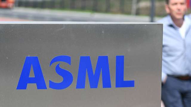 荷蘭重申出售ASML晶片設備 需做出自己的決定 (圖片：AFP)