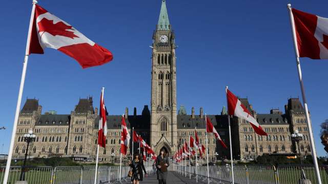 加拿大央行宣布升息2碼 暗示緊縮周期接近尾聲(圖片：AFP)