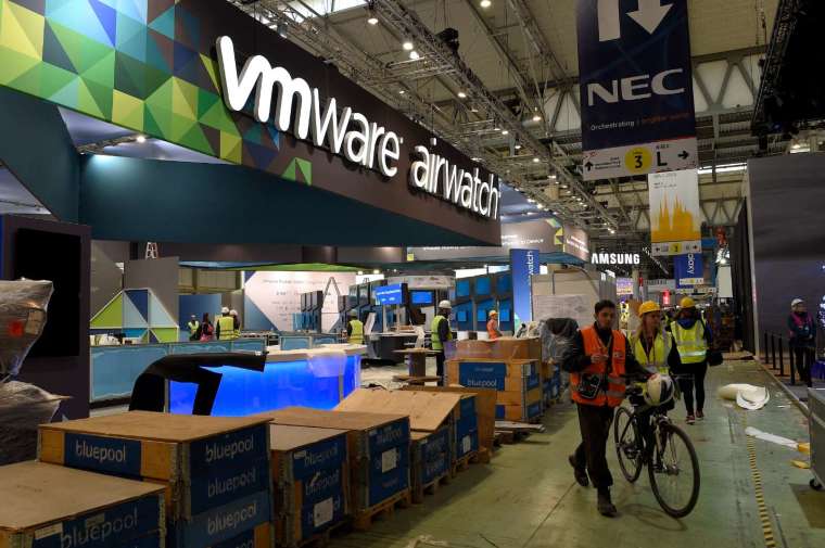 博通已向歐盟爭取早日通過就 610 億美元收購 VMware 一案 (圖片：AFP)