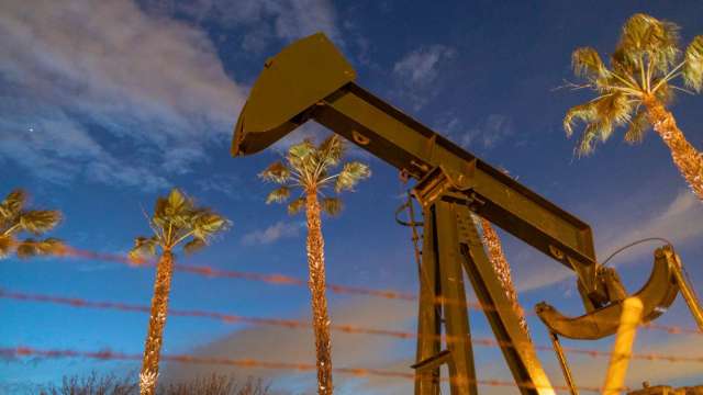 IEA上調全球石油需求預測 估明年油價可能反彈(圖片：AFP)