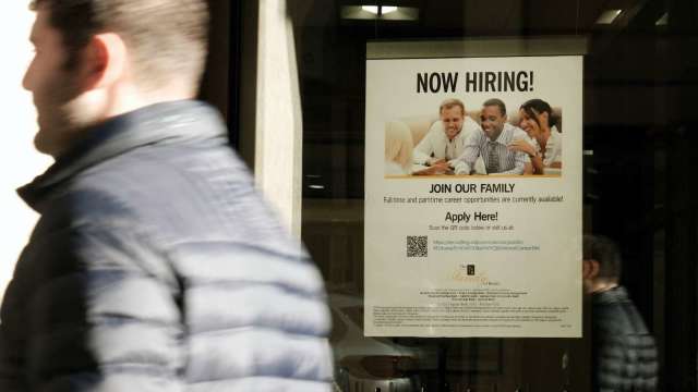 The number of people filing for unemployment benefits in the US has increased in the past week and the job market has shown no signs of weakness |  Anue tycoon-US stocks