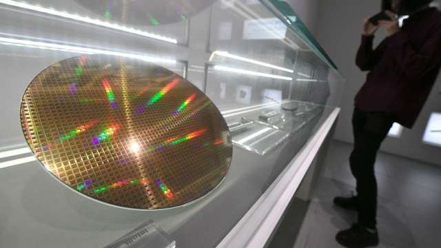 〈焦點股〉ASIC、IP族群今年營運續揚 封關前站回所有均線。(圖:AFP)
