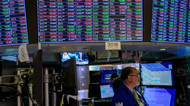 傳奇投資人葛拉漢警告：美股恐將出現大規模崩盤 跌幅可能高達50%(圖片：AFP)