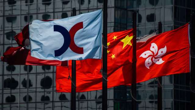 【袁志峰專欄】港股確認轉勢，靜待買入訊號 (圖片:AFP)