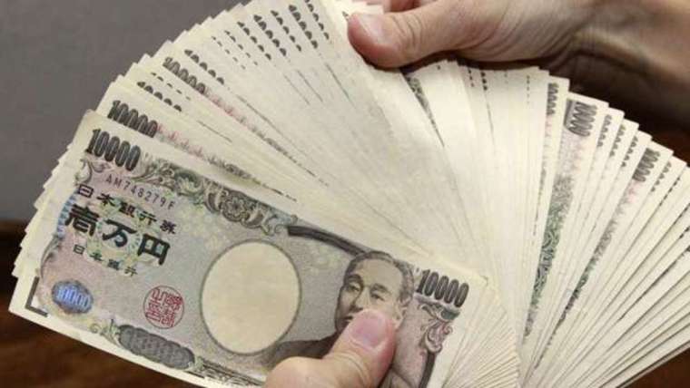 日本政府傳已徵詢雨宮正佳接任日銀總裁意願，日元應聲重挫。(圖: AFP)