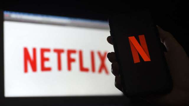 Netflix调降订阅月费 股价大跌 小摩：市场过度反应 快趁机买进！ (图片:AFP)(photo:CnYes)