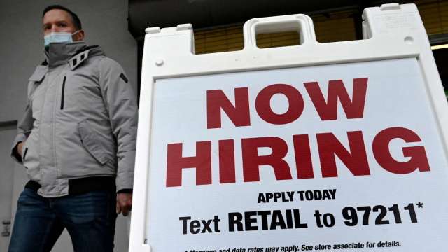 美上周初领失业金人数小幅降至19万 就业市场强劲(图片：AFP)(photo:CnYes)