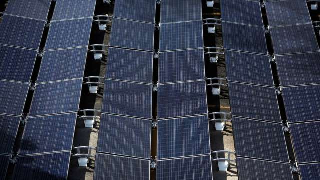 特斯拉至今在美僅裝設3000個屋頂太陽能系統。（圖：REUTERS/TPG）