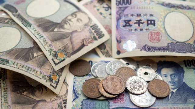 日本实质薪资连11个月下降 考验新任央行总裁的政策方向(图:shutterstock)(photo:CnYes)
